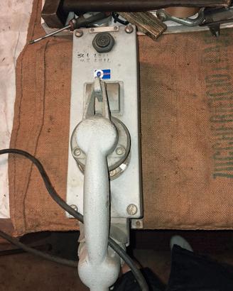 Telefono industriale vintage
