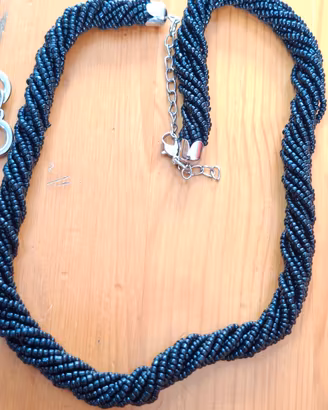 collana perline di vetro 