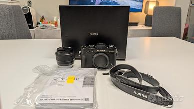 Fujifilm X-T30 II completa di tutto, 2627 scatti