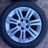 Cerchi lega 16 con gomme 205 55 16