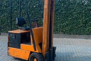 Carrello elevatore OM E7 BATTERIA NUOVA 