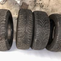 4 gomme invernali 185/60 R15 88T M+S