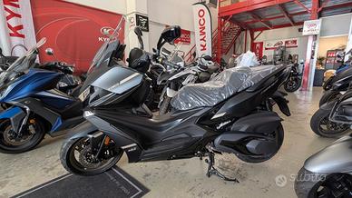 Kymco Xciting 400i VS