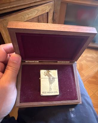 Zippo 1935 Varga Girl Silver Plate (587/1000)
