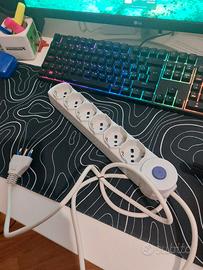 Multipresa ciabatta semplice da casa bianca