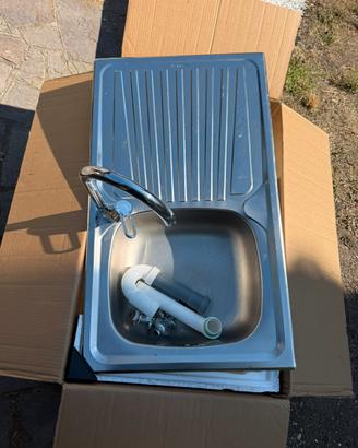 Lavello cucina inox CM 86x50 + rubinetto