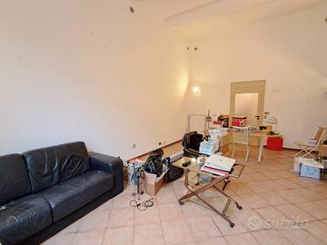 Immobile di 30 m² con 1 locale a Ferrara
