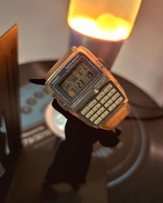 Casio 1276 DBC 63 Data Bank vintage anni 90 Giallo