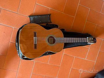 Chitarra classica Alhambra