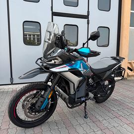 Cf Moto 800MT-X
