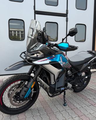 Cf Moto 800MT-X
