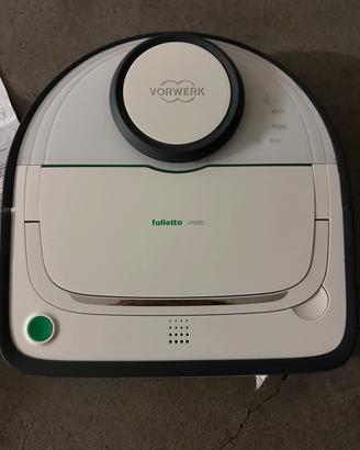 Robot Folletto VR300 usato