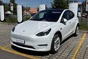 tesla-model-y-long-range-awd