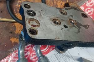 Piastra per Distributore ford 5000/6000