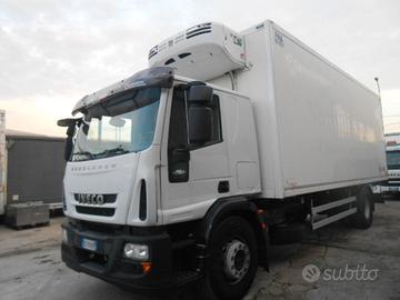 Iveco eurocargo 180e30 frigo con ganciera