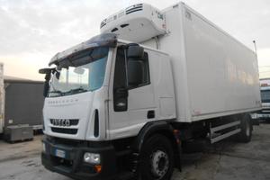 Iveco eurocargo 180e30 frigo con ganciera