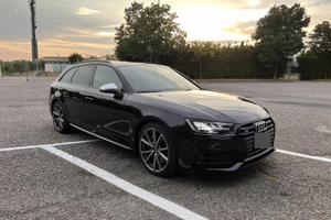 Audi S4 Avant