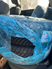 Gomme Kumho Solus 175/65 R14 86H