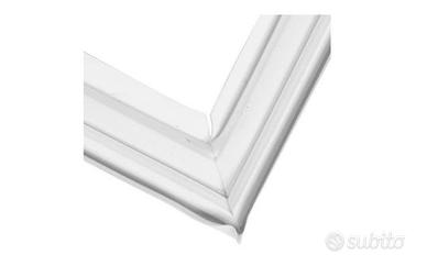 Guarnizione  freezer electrolux modello LNT6TE18S