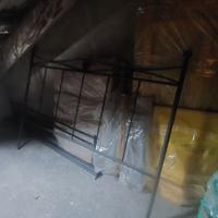 Struttura in ferro battuto letto matrimoniale