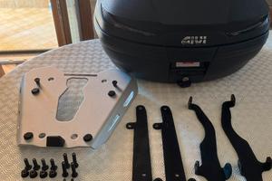 Bauletto posteriore GIVI con Piastra