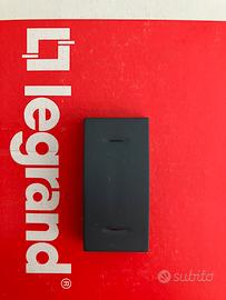 Copritasto 1M Legrand Vela 682913