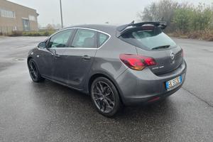  opel astra j 2011 , 110cv 81kw diesel E5