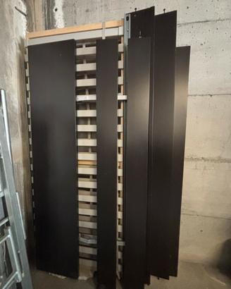 Letto matrimoniale con reti a doghe