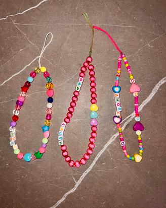 Braccialetti o cordini da polso!