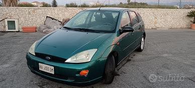 Ford Focus 1.6 16V cat.5P 1999