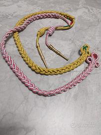 Cordoncini militari. 
