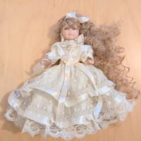 Bambola porcellana Giuditta