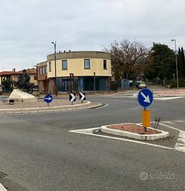 Immobile commerciale