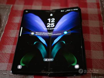 SAMSUNG FOLD 2