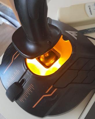 Thrustmaster T1600 solo stick