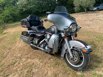 Harley-Davidson Ultra Glide 90° anniversary