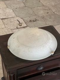 plafoniera in vetro satinato