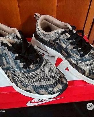 Nike Thea (mis.41/7)