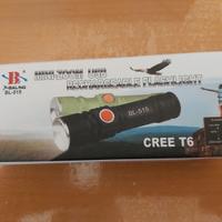 Potente mini torcia led tattica ricaricabile usb p