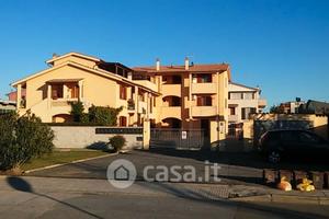 Fornacette (pi) 4 vani con balcone e p.auto