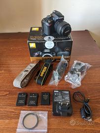 Nikon D3200 + 3 batterie, Confezione e accessori