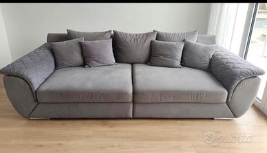 Divano grande grigio tortora 250 cm  + 7 cuscini 
