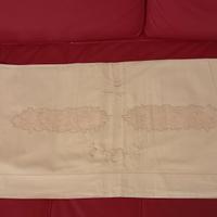 Lenzuolo matrimoniale ricamato 