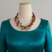 collana girocollo multifilo perle e pasta corallo 