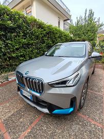 bmw ix1  x30
