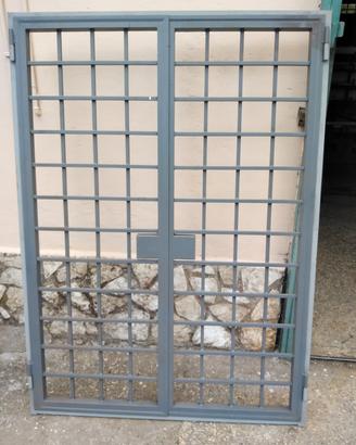 grate in ferro n.3 PZ 1.70 x 1.25.