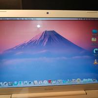 Apple MacBook 13-inch A1181 2007 2 GHz Core 2 duo