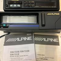 Autoradio ALPINE e bauletto CD