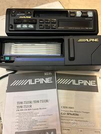 Autoradio ALPINE e bauletto CD