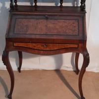 SCRITTOIO LOMBARDO A RIBALTA, PRIMA META' 800